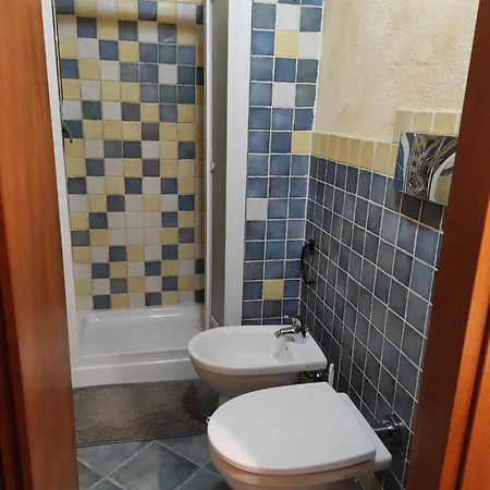 לינה וארוחת בוקר Bbsupottai 3*